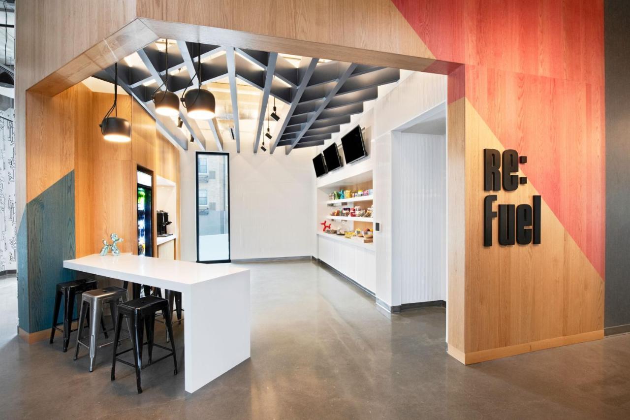 Aloft Kansas City Country Club Plaza Exterior photo